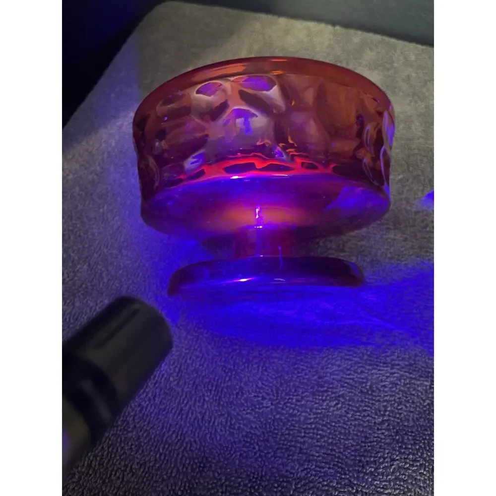 Vintage Diamond Thumbprint pattern Viking glass Amberina bowl
